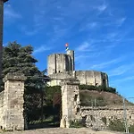 Chez Tobi